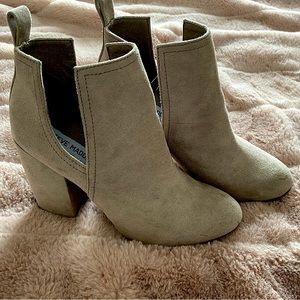 Steve Madden sz 5.5 NELLA booties